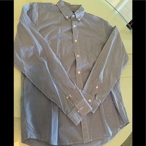 Men’s Gap button down shirt Size M barely worn